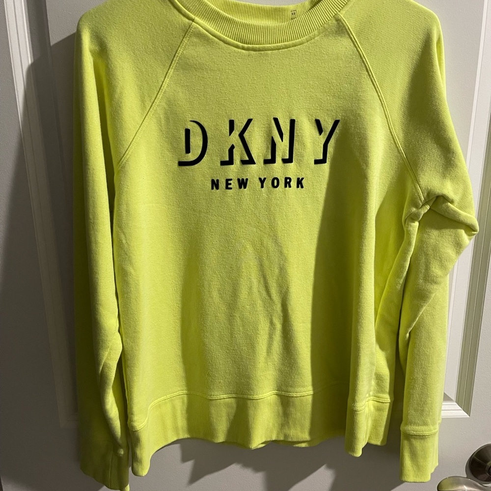 DKNY New York woman’s sweat shirt